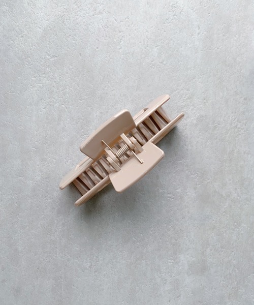 iso（イソ）の「スクエアヘアクリップ（バレッタ/ヘアクリップ・レディース・ブラック/ベージュ/アイボリー/その他1/グレイッシュベージュ・FREE）」の18枚目の写真