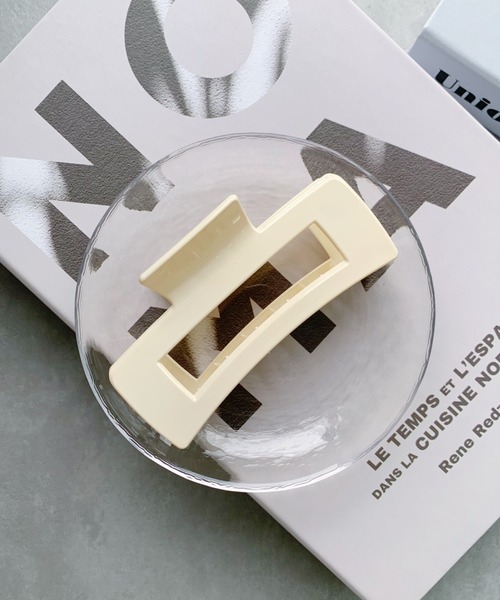 iso（イソ）の「スクエアヘアクリップ（バレッタ/ヘアクリップ・レディース・ブラック/ベージュ/アイボリー/その他1/グレイッシュベージュ・FREE）」の6枚目の写真