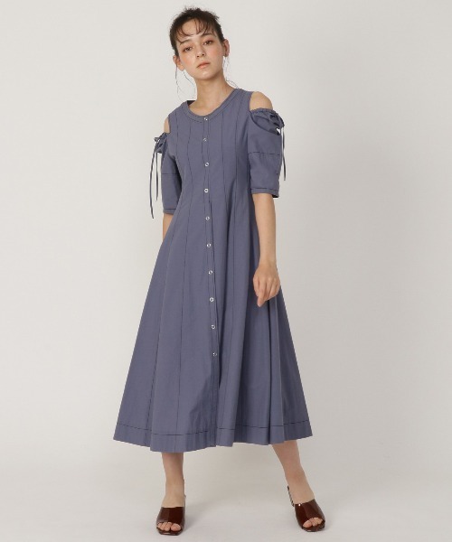 半額以下‼️YAMADAYA resil オシャレ⋆͛❛⃘ੌᗜ❛⃘ੌ⋆͛♥️ワンピース REDYAZEL（レディアゼル）の「オープンショルダー配色ステッチ