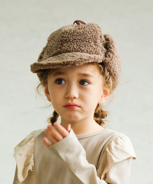 pairmanon（ペアマノン）の「ユニセックスフェイクファーボアキャップ