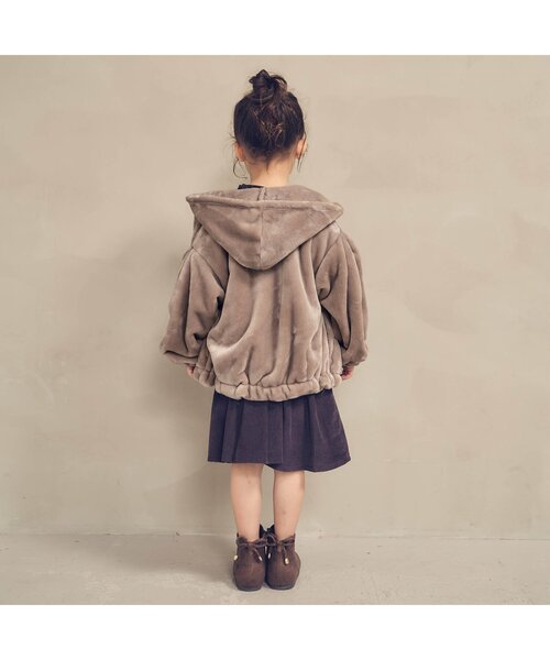 apres les cours（アプレレクール）の「ファーフリースパーカー（パーカー・キッズ・ベージュ/アイボリー・120/110/140/100/130/80/90）」の6枚目の写真