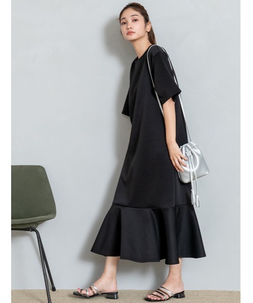 fifth(フィフス)の「【サイズ展開あり】ドライスウェットマーメイドワンピース(ワンピース・レディース・ブラック/グレー/アイボリー・SMALL/MEDIUM)」の12枚目の写真