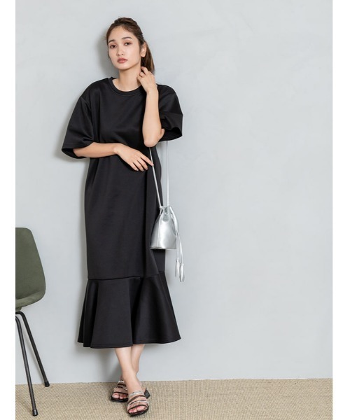 fifth(フィフス)の「【サイズ展開あり】ドライスウェットマーメイドワンピース(ワンピース・レディース・ブラック/グレー/アイボリー・SMALL/MEDIUM)」の19枚目の写真