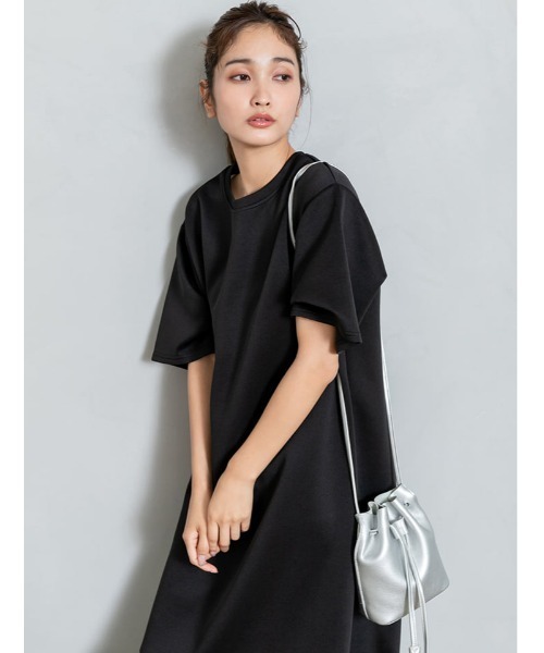 fifth(フィフス)の「【サイズ展開あり】ドライスウェットマーメイドワンピース(ワンピース・レディース・ブラック/グレー/アイボリー・SMALL/MEDIUM)」の16枚目の写真