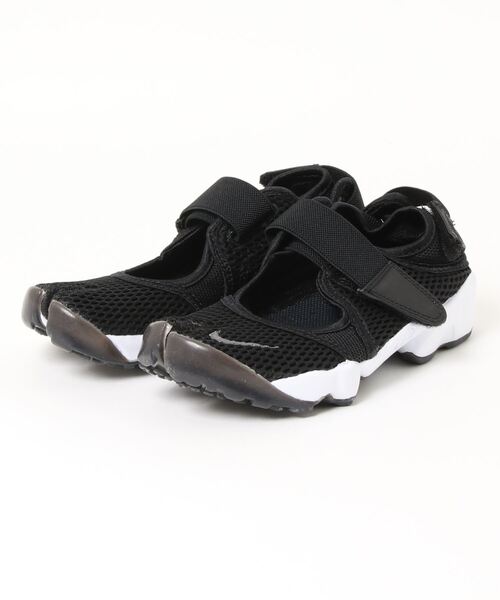 MADEMOISELLE ROPE'（マドモアゼル ロペ）の「【NIKE】エアリフトブリーズ（スニーカー・レディース・ブラック/ホワイト・24.0cm/23.0cm/25.0cm）」の2枚目の写真