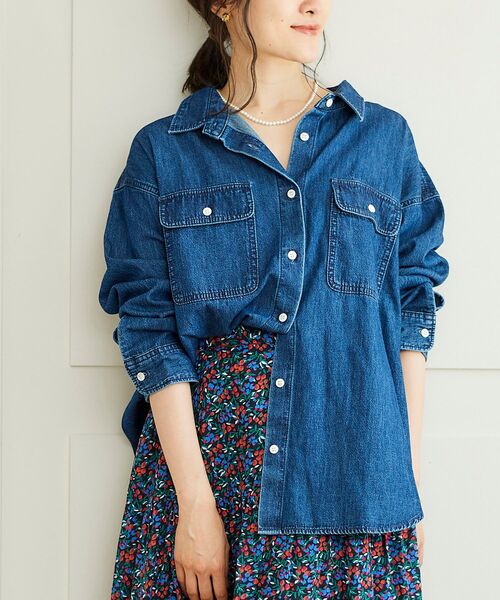 le.coeur blanc(ルクールブラン)の「フラップポケットワークシャツ(シャツ/ブラウス・レディース・グレイッシュベージュ/ネイビー・FREE)」の22枚目の写真