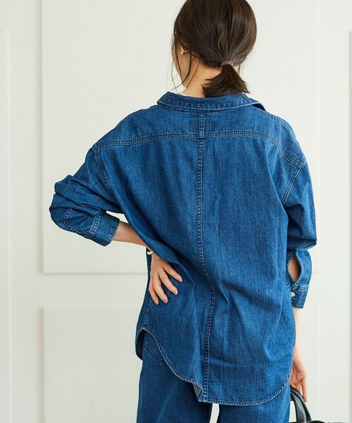 le.coeur blanc(ルクールブラン)の「フラップポケットワークシャツ(シャツ/ブラウス・レディース・グレイッシュベージュ/ネイビー・FREE)」の5枚目の写真
