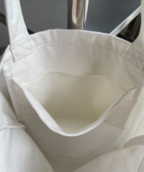 feepur（フェピュール）の「ポケッタブルロゴトートバッグ（トートバッグ・レディース・ホワイト/ピンク/アイボリー・FREE）」の10枚目の写真