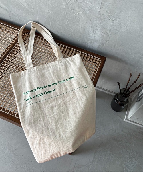 feepur（フェピュール）の「ポケッタブルロゴトートバッグ（トートバッグ・レディース・ホワイト/ピンク/アイボリー・FREE）」の4枚目の写真