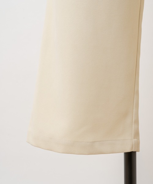 Rewde（ルゥデ）の「起毛ストレッチセミフレアタックパンツ（1R12-10078）（その他パンツ・レディース・ホワイト/チャコールグレー/ベージュ・S/M/L）」の10枚目の写真