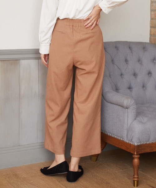 Rewde（ルゥデ）の「起毛ストレッチセミフレアタックパンツ（1R12-10078）（その他パンツ・レディース・ホワイト/チャコールグレー/ベージュ・S/M/L）」の17枚目の写真