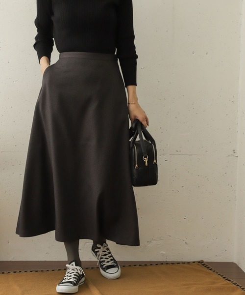URBAN RESEARCH DOORS（アーバンリサーチドアーズ）の「ヘリンボーンフレアスカート∴（スカート・レディース・チャコールグレー/モカ/ブラウン・ONE）」の2枚目の写真