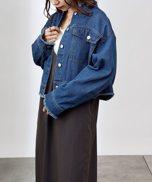 COLONY 2139（コロニートゥーワンスリーナイン）の「デニムノーカラー短丈Gジャン（デニムジャケット・レディース・ブルー/ブラック・FREE）」の17枚目の写真
