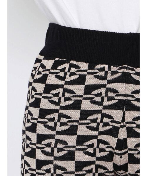 RESEXXY（リゼクシー）の「ジャガードセミフレアニットパンツ（その他パンツ・レディース・ブラック/ブラウン/ブルー・FREE）」の14枚目の写真