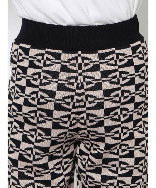 RESEXXY（リゼクシー）の「ジャガードセミフレアニットパンツ（その他パンツ・レディース・ブラック/ブラウン/ブルー・FREE）」の13枚目の写真