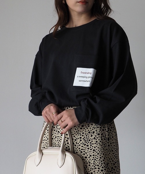 Riberry（リベリー）の「胸ポケットプリント付きロンT（Tシャツ/カットソー・レディース・オフホワイト/スミクロ/モカ/グリーン/ブルー/ピンク・FREE）」の11枚目の写真