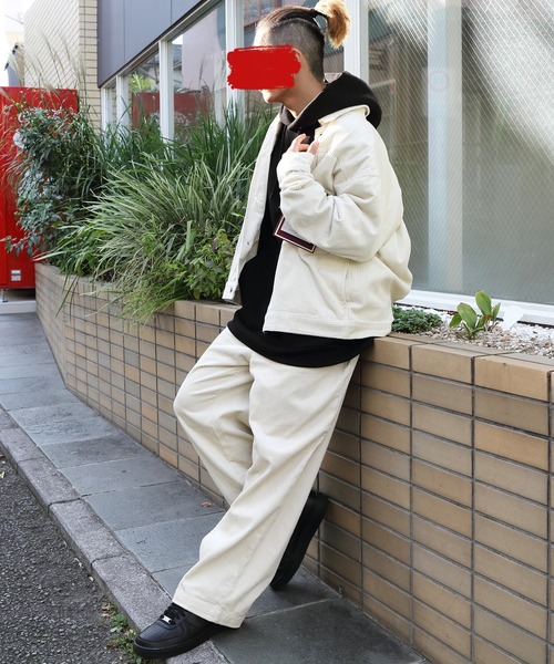 ８(eight)（エイト）の「太ピッチコーデュロイワイドパンツ（チノパンツ・メンズ・アイボリー/ブラック/ダークグリーン/ダークブラウン/ダークブルー・MEDIUM/SMALL/LARGE）」の10枚目の写真