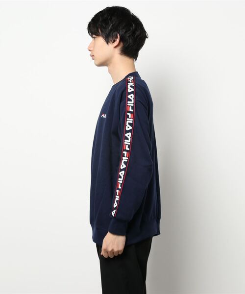 FILA（フィラ）の「【FILA:フィラ】ラインロゴスウェット / トレーナー/ ユニセックス（スウェット・メンズ・ホワイト/ネイビー/ベージュ・MEDIUM/X-LARGE/LARGE）」の4枚目の写真
