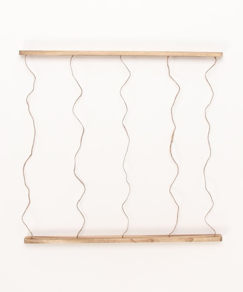 Umbra（アンブラ）の「umbra/ハンギット ラスティック 76×66cm ナチュラル（フォトフレーム・レディース・ベージュ・ONE SIZE）」の3枚目の写真