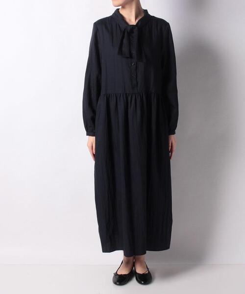 To b. by agnes b.（トゥービーバイアニエスベー）の「WQ83 ROBE 