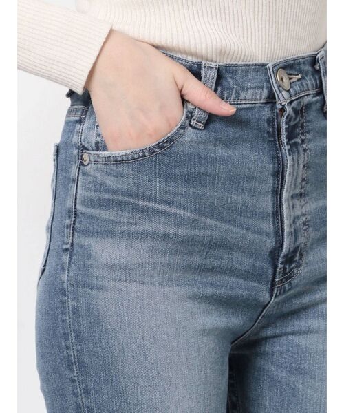 GYDA（ジェイダ）の「H/W spread フレアデニムパンツ（デニムパンツ・レディース・ライトブルー/ブルー・SMALL/X-SMALL/MEDIUM）」の14枚目の写真