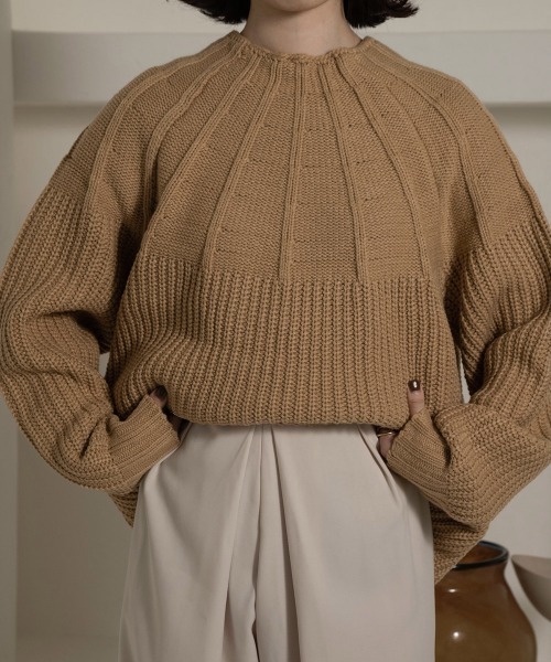 lawgy（ラウジー）の「two pattern combination knit（ニット/セーター・レディース・アイボリー/ベージュ/ブラウン/ブラック・FREE）」の11枚目の写真