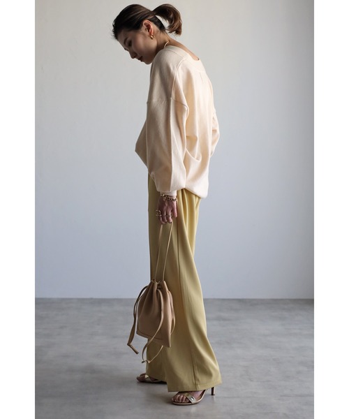 Bonjour Sagan(ボンジュールサガン)の「ディープVネックスプリングニット(ニット/セーター・レディース・ピンク/アイボリー/グレー・FREE)」の4枚目の写真