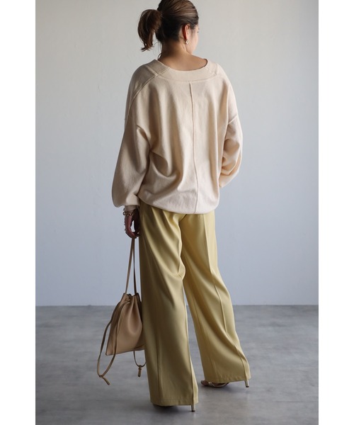 Bonjour Sagan(ボンジュールサガン)の「ディープVネックスプリングニット(ニット/セーター・レディース・ピンク/アイボリー/グレー・FREE)」の13枚目の写真