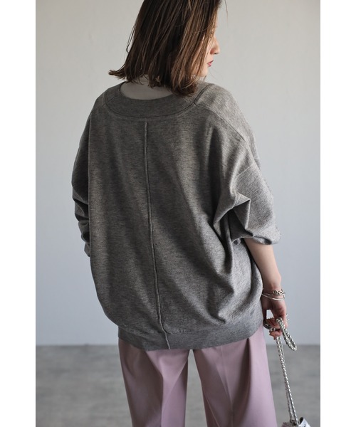 Bonjour Sagan(ボンジュールサガン)の「ディープVネックスプリングニット(ニット/セーター・レディース・ピンク/アイボリー/グレー・FREE)」の5枚目の写真