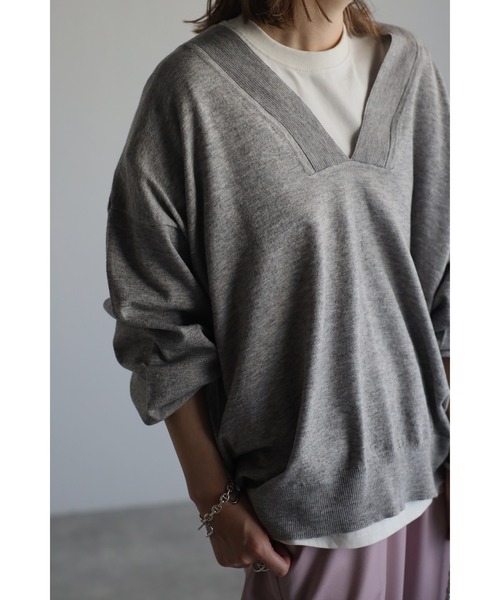 Bonjour Sagan(ボンジュールサガン)の「ディープVネックスプリングニット(ニット/セーター・レディース・ピンク/アイボリー/グレー・FREE)」の14枚目の写真