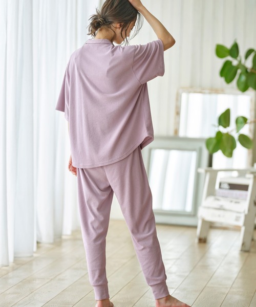 YU'NOW（ユナウ）の「ジェンダーレスパイルパジャマセットアップ