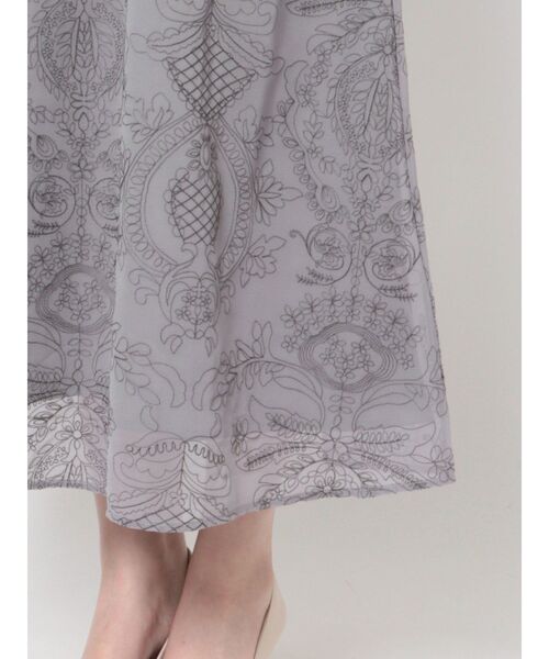 LAGUNAMOON（ラグナムーン）の「LADYナローエンブロイダリーワンピース（ドレス・レディース・ラベンダー/ブラック/ベージュ・SMALL/MEDIUM）」の12枚目の写真