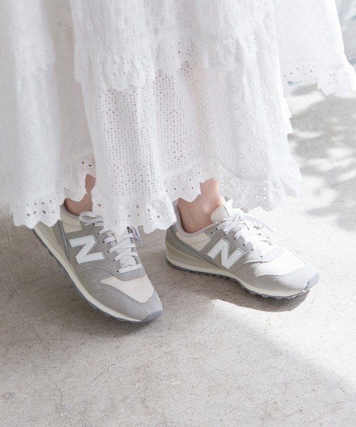 SLOBE IENA(スローブイエナ)の「【NEW BALANCE / ニューバランス】WL996スニーカー◆(スニーカー・レディース・ベージュ/グレー・22.5cm/24.5cm/24cm/23.5cm/23cm)」の8枚目の写真