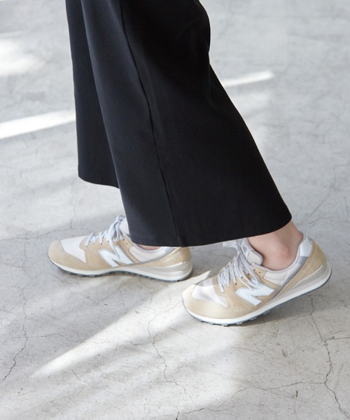 SLOBE IENA(スローブイエナ)の「【NEW BALANCE / ニューバランス】WL996スニーカー◆(スニーカー・レディース・ベージュ/グレー・22.5cm/24.5cm/24cm/23.5cm/23cm)」の11枚目の写真