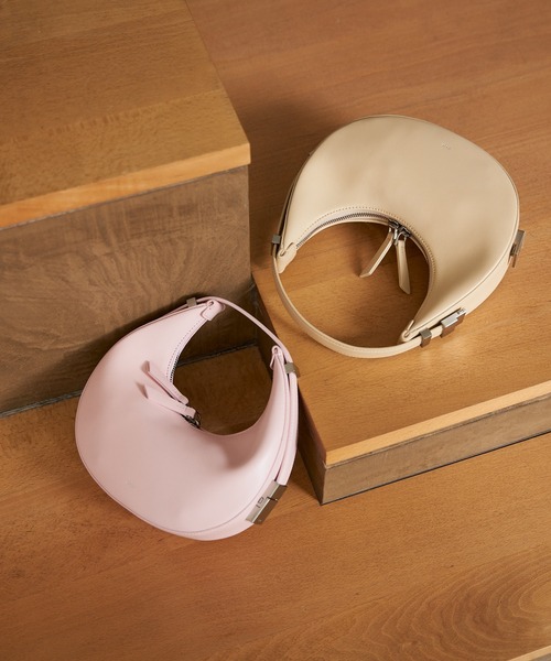 OSOI(オソイ)の「【OSOI】ミニバッグ(ハンドバッグ・レディース・ベビーピンク/ベージュ・FREE)」の3枚目の写真