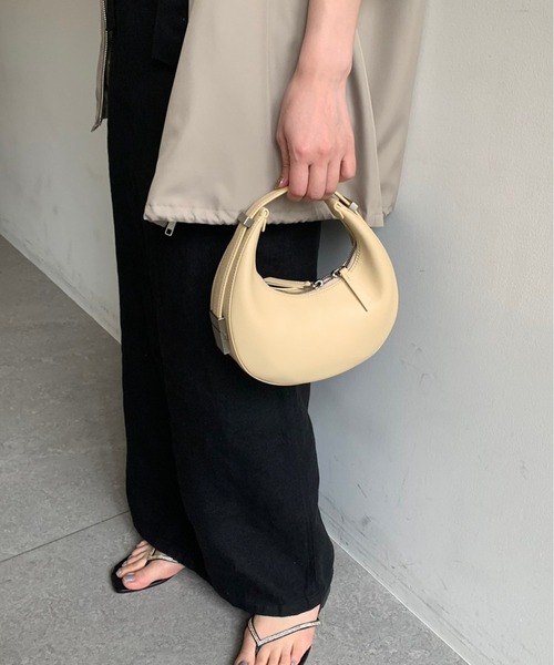 OSOI(オソイ)の「【OSOI】ミニバッグ(ハンドバッグ・レディース・ベビーピンク/ベージュ・FREE)」の7枚目の写真