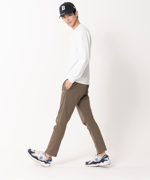 OUTDOOR PRODUCTS APPAREL(アウトドアプロダクツアパレル)の「撥水透湿イージーストレッチパンツ ワンポイントブランドロゴ テーパードシルエット(その他パンツ・メンズ・グレー/オリーブ/ブラック・LARGE/SMALL/MEDIUM/X-LARGE)」の16枚目の写真