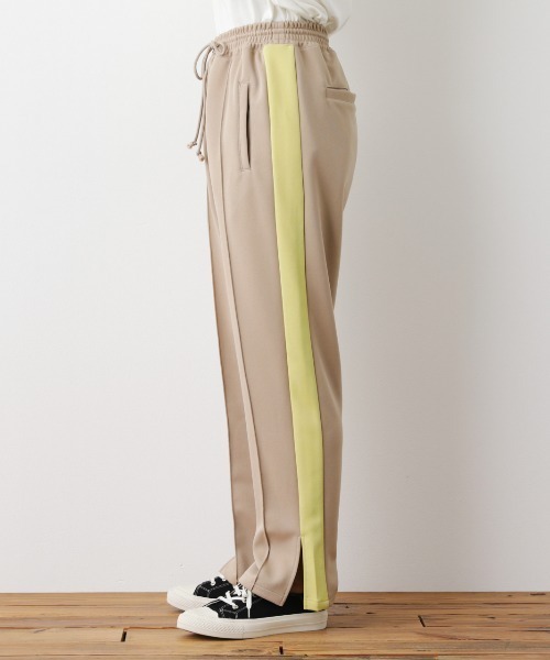 RODEO CROWNS WIDE BOWL（ロデオクラウンズワイドボウル）の「トラックパンツ（その他パンツ・レディース・ベージュ/ブラック・FREE）」の6枚目の写真