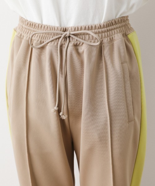 RODEO CROWNS WIDE BOWL（ロデオクラウンズワイドボウル）の「トラックパンツ（その他パンツ・レディース・ベージュ/ブラック・FREE）」の8枚目の写真