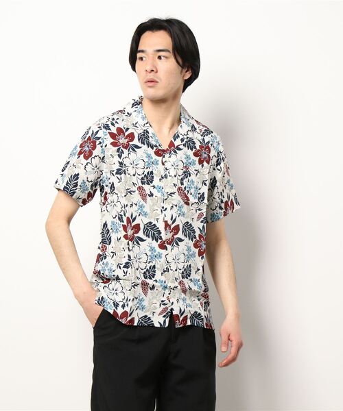291295＝HOMME（ニーキューイチニーキューゴーオム）の「【291295＝HOMME 】 フィラメントレーヨン ハイビスカス柄 シャツ（シャツ/ブラウス・メンズ・ホワイト系1/ブラウン系/サックスブルー系・2/3）」の2枚目の写真