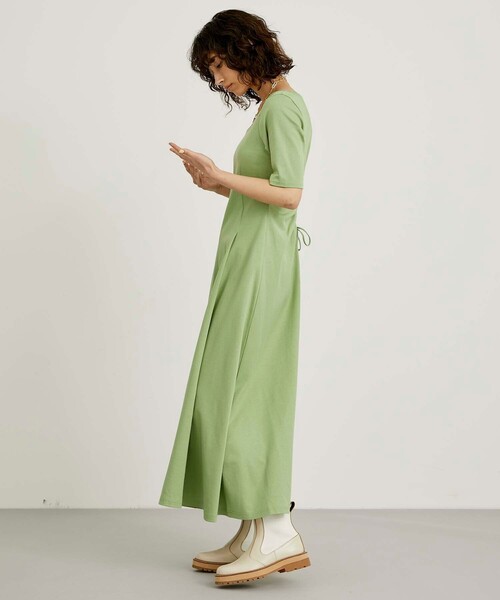CITY TOKYO(シティトウキョウ)の「リラックスフレアバックオープンワンピース(ワンピース・レディース・ブラック/イエロー/ライトグリーン・1/2)」の19枚目の写真