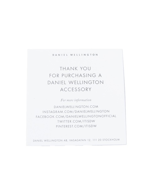 Daniel Wellington(ダニエルウェリントン)の「Daniel Wellington ダニエル・ウェリントン Classic Cuff Large ブレスレット バングル(バングル/リストバンド・メンズ・ゴールド・ONE SIZE)」の4枚目の写真