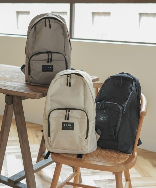 DONOBAN（ドノバン）の「はっ水ナイロンリュック（バックパック/リュック・レディース・ライトベージュ/ブラック/グレイッシュベージュ・FREE）」の22枚目の写真