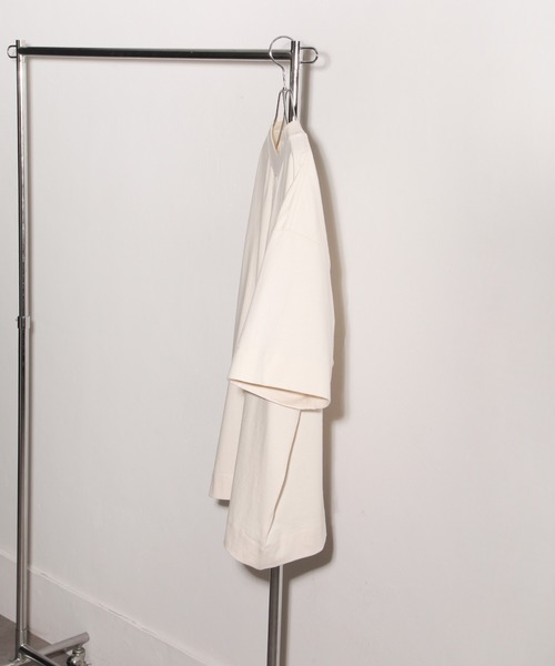 NILWAY（ニルウェイ）の「ビビットカラー半袖ベーシックビッグTee / カットソー（Tシャツ/カットソー・メンズ・ホワイト/ブラック/ブルー/グリーン/マスタード/グレイッシュベージュ・MEDIUM/LARGE）」の11枚目の写真