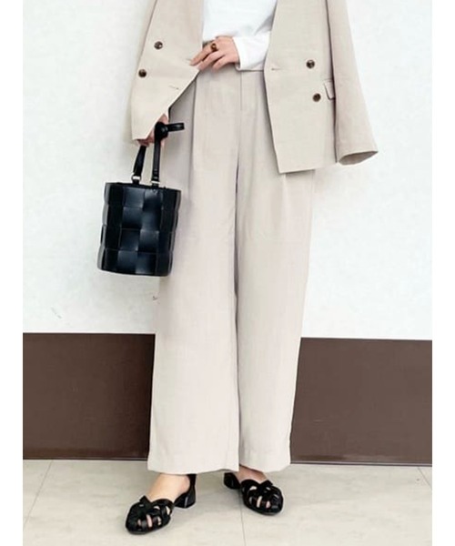 Te chichi TERRASSE(テチチテラス)の「麻調タックパンツ(その他パンツ・レディース・カーキ/ネイビー/ベージュ・フリ-)」の2枚目の写真