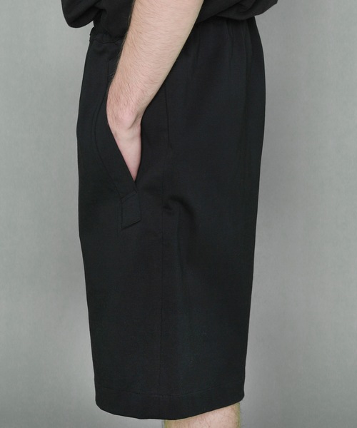 FORTUNA HOMME（フォルトゥナオム）の「FORTUNAHOMME C&S Stand Short-PT（その他パンツ・メンズ・ブラック/キナリ・1/2）」の3枚目の写真