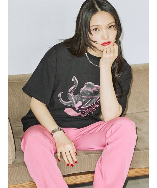 jouetie（ジュエティ）の「90`sフォトBIGTシャツ【WEB限定・ユニセックス】（Tシャツ/カットソー・レディース・ブラック/オフホワイト/ピンク・MEDIUM）」の17枚目の写真