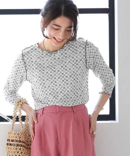 Bou Jeloud(ブージュルード)の「【WEB限定】チェッカーフラッグ2wayメロートップス(Tシャツ/カットソー・レディース・オフホワイト/ベージュ/ミント・FREE)」の4枚目の写真