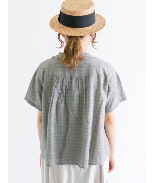 Samansa Mos2（サマンサ モスモス）の「フリルピンタックブラウス（シャツ/ブラウス・レディース・オフホワイト/キナリ/ブルー/ブラック・ﾌﾘ-）」の18枚目の写真