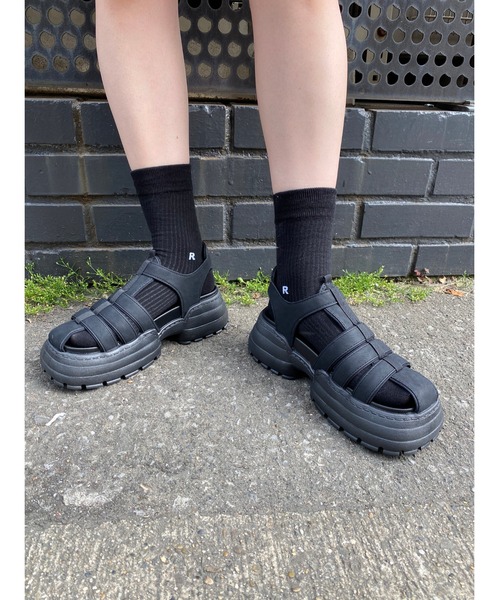 WC（ダブル シー）の「厚底グルカサンダル（サンダル・レディース・ブラック・SMALL/MEDIUM）」の14枚目の写真